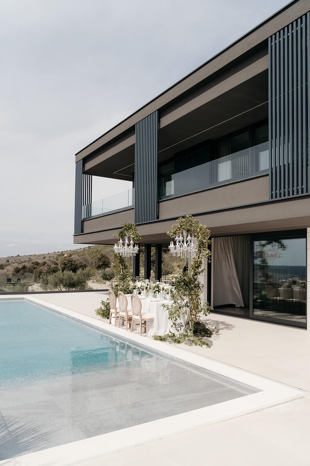 Intimate-Garden-Elegance-158