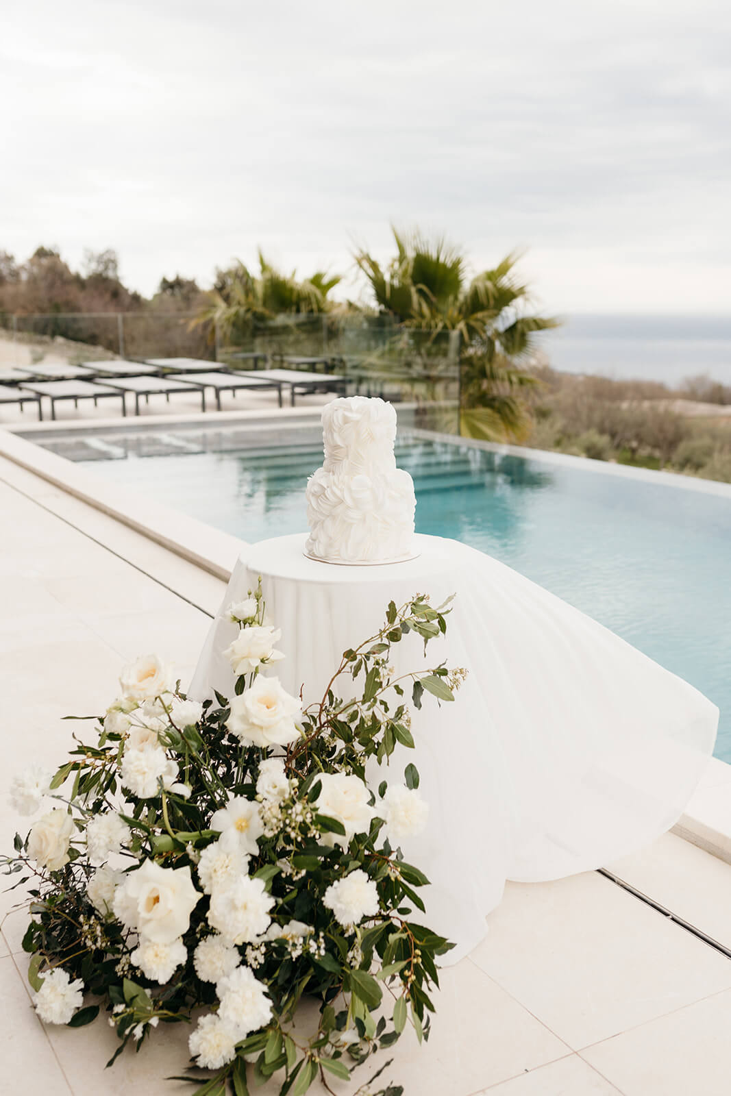 Intimate-Garden-Elegance-282